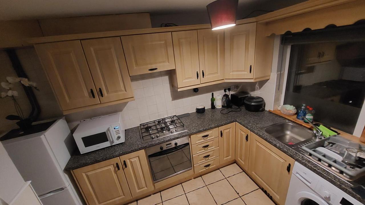 Small Single Room Letterkenny Εξωτερικό φωτογραφία